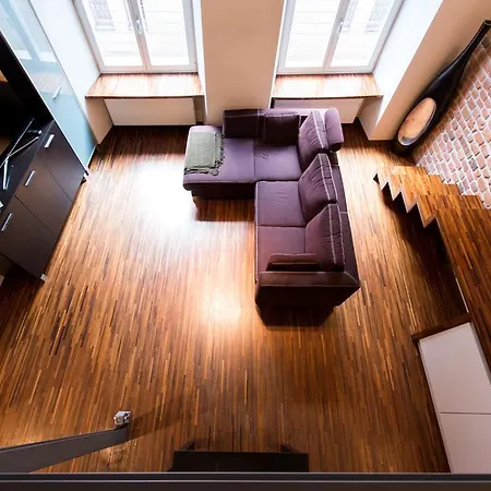 Abroad Jana Street Appartement